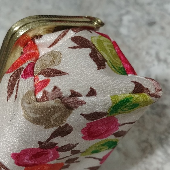 Vintage Eye Glasses Case Floral Kiss Lock Closure - Picture 10 of 11